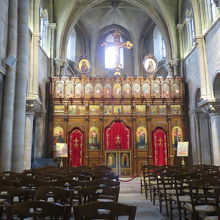 サン ジュリアン ル ポーヴル教会 