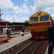 バンコクからアユタヤはぜひ列車の旅で