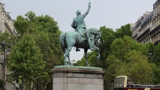 散策の楽しみが・・・