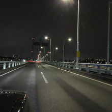 4車線化されて昔ほどは混まなくなりました