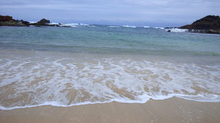 小さな海水浴場が