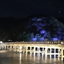 ライトアップされた渡月橋