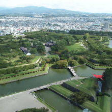 五稜郭タワーから、五稜郭・函館市内を望む。