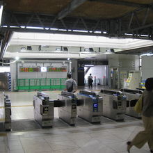 茨木駅改札口