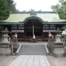 茨木神社拝殿