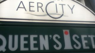 白金高輪駅横の複合施設