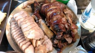 美味しくて賑やかなお店