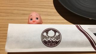 キューピーちゃんが目印