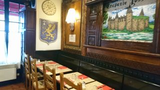 フランスらしいガレットの店