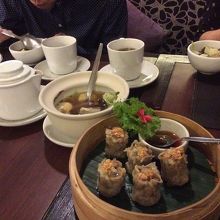 お代わりしてしまうほどの美味しさのシュウマイ