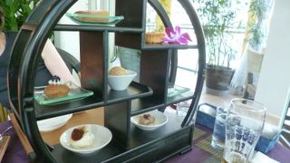 「水上公園」　食事も楽しめる生まれ変った新名所。