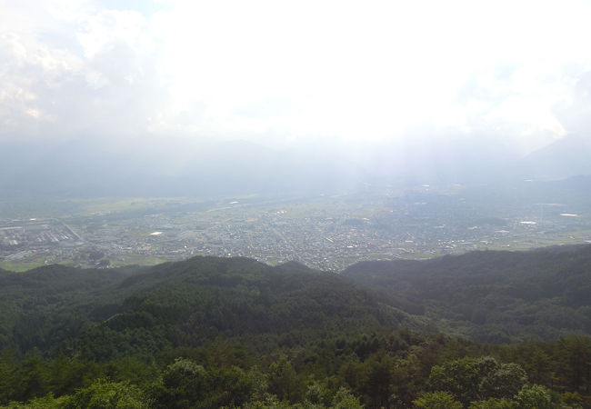 大町市街が見渡せる展望台