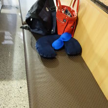 追い出され２軒先に移動したら、また同じおじさんに追い出され