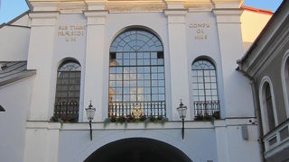 ただ一つ残った城門