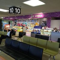 スカイコンビニ (15ゲート店)