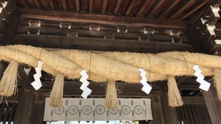 悠然な佇まい・三島神社