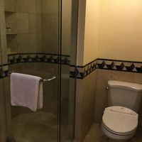 トイレは簡易ウォシュレット付です