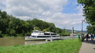 バッハウ渓谷の景観