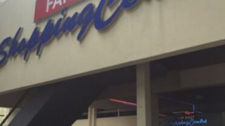 オーチャードの巨大ショッピングモール