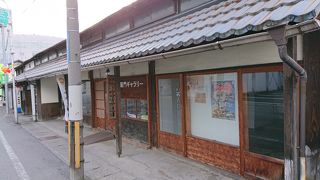 レトロ建築写真展をやっていました