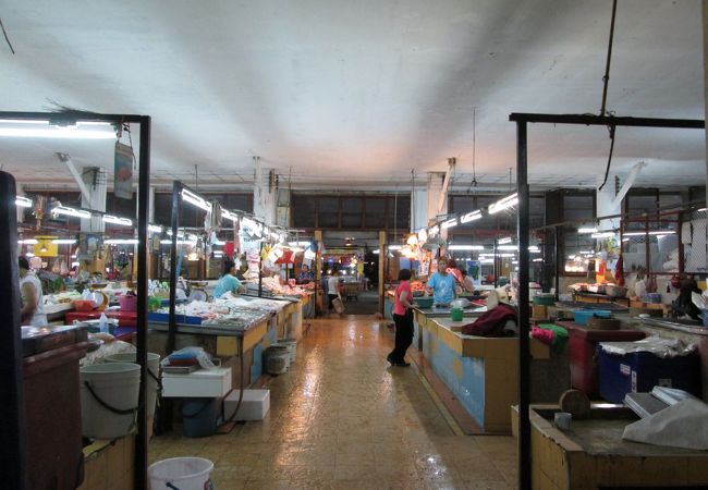 市内中心部からは少し離れていました