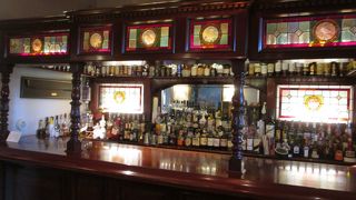 １階にバーが入っていました