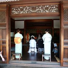 当日には大広間で挙式が行なわれていました。