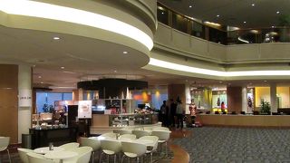 朝食のレパートリーは限定的ですが、和惣菜復活は嬉しいです