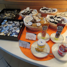 市販品がそのまま、質感落ちるなぁ…