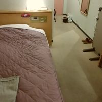 加湿器・ズボンプレッサー・湯沸かし器など完備されています