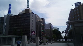 札幌駅南側から大通、すすきの方面へ