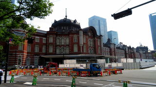 日本を代表するレンガ造りの駅舎