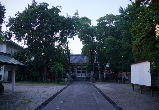 御霊神社