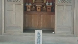 竹島にある神社の一つ