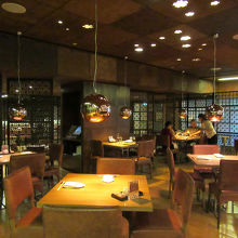 このテーブル席の他に、個室などもあります