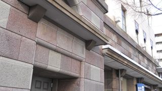 横浜ユーラシア文化館と同じ建物