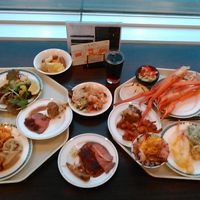 一通り揃えた夕食バイキング。