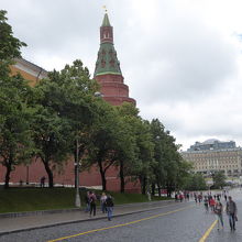 赤の広場を北西に下った先がマネージ広場です