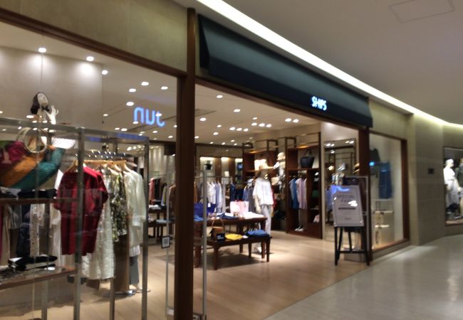 Ships グランフロント大阪店 クチコミ アクセス 営業時間 キタ 大阪駅 梅田 フォートラベル Ships グランフロント大阪店 クチコミ アクセス 営業時間 キタ 大阪駅 梅田 フォートラベル