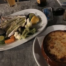 真鯛のグリルとムサカ