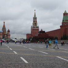 雨が上がると観光客が増え始めます