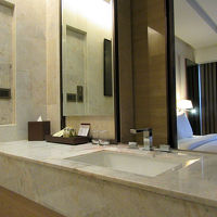 テレビや景色を見ながらのバスタイムも良いものです