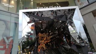 エスカレーターなどの構造が、少々わかりにくい