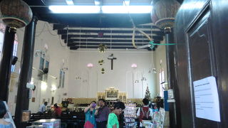 オランダ広場に面する教会