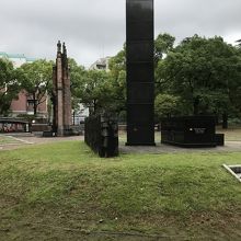 原子爆弾落下中心地碑。