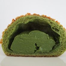 濃厚抹茶生地の抹茶クリーム　断面