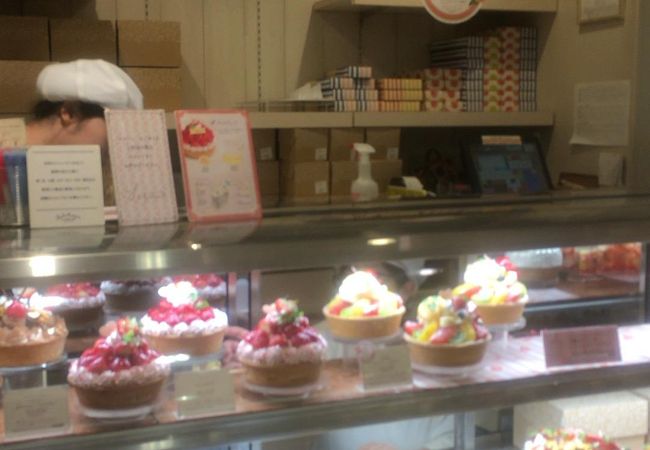 ラ メゾン アンソレイユターブル パティスリー ルミネ北千住店 クチコミ アクセス 営業時間 北千住 南千住 フォートラベル