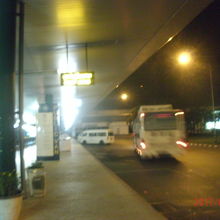 空港で働く人々の貴重なターミナルです。