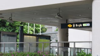 駅直結の大型ショッピングモール・・・