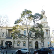 パディントン・レザボアー・ガーデンズから眺める